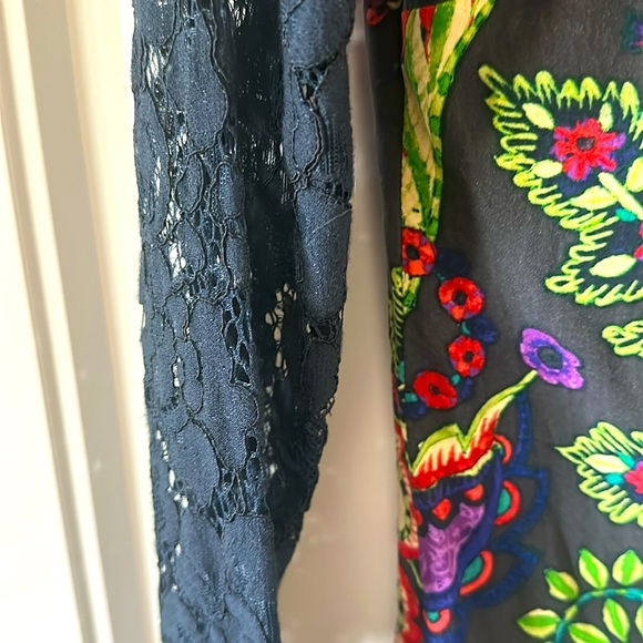 Desigual button down blouse.  Denim and floral with see thru lace sleeves - Picture 3 of 5